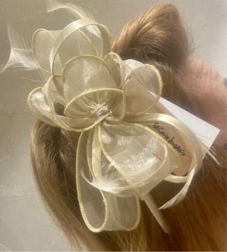 Adorno de pelo para bodas y eventos