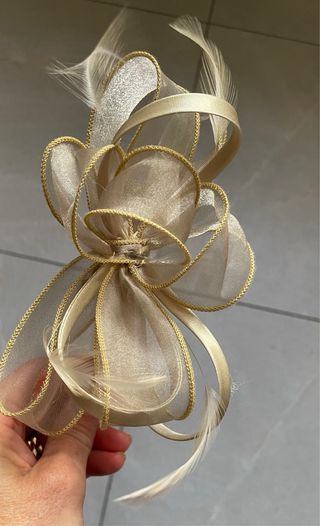 Adorno de pelo para bodas y eventos