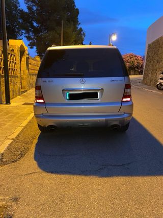 Mercedes-Benz ML 55 AMG