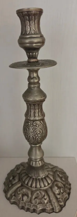 Candelabros Antiguos Contrastados