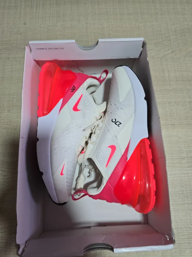 Nike Air Max 270 Mujer Rosa y Blanco