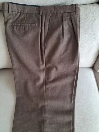 Pantalón de caballero marrón