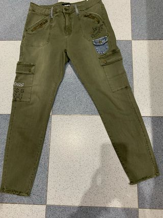 Pantalón cargo Desigual verde militar T.40