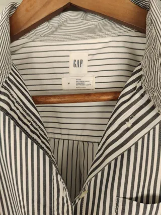 Camisa Gap rayas azul y blanca Talla M