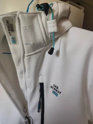 Chaqueta Deportiva Geographical Norway Blanca