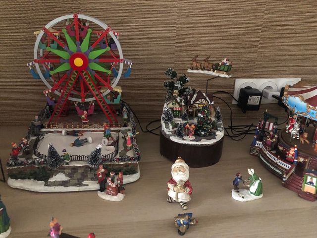 Lote adornos navidad noria, carrusel, casa