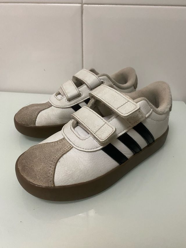 Zapatillas Adidas niño/a velcro 27