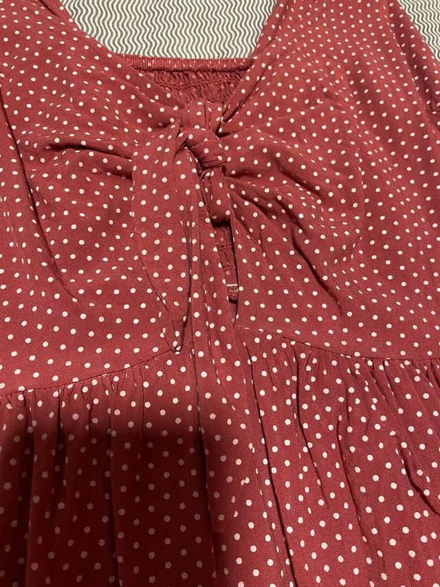 Camiseta de tirantes con lunares