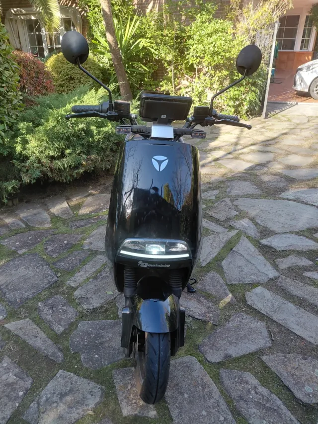 Yadea G5S - 2022 (carnet A1/16 años)