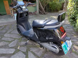 Yadea G5S - 2022 (carnet A1/16 años)