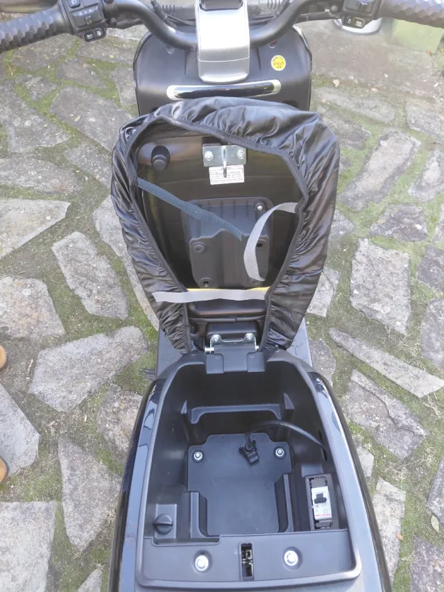 Yadea G5S - 2022 (carnet A1/16 años)