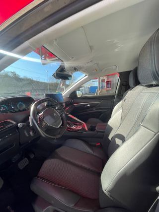 Peugeot 3008 híbrido enchufable 2021