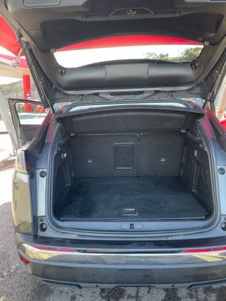 Peugeot 3008 híbrido enchufable 2021