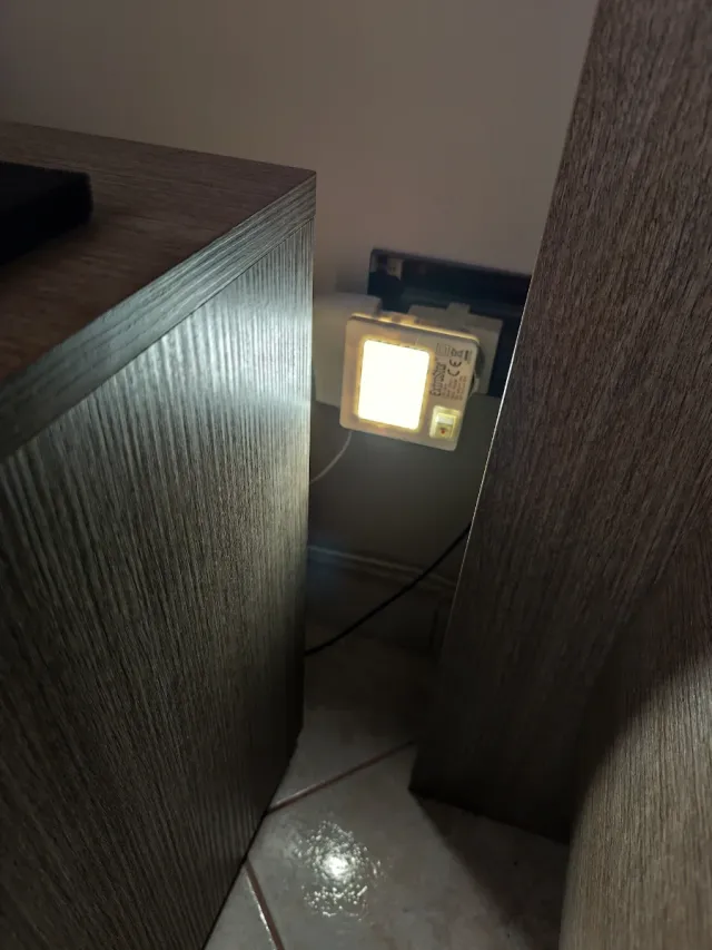 Luce LED notturna con interruttore