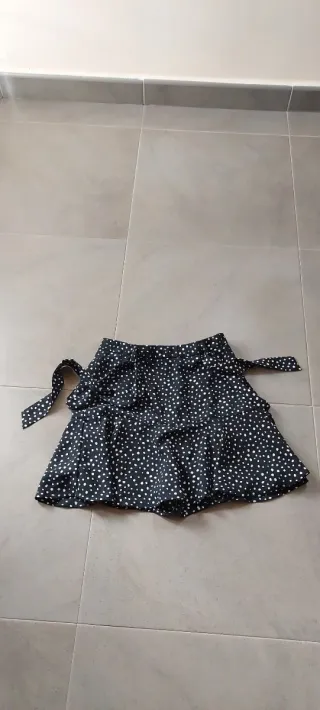 Minifalda pantalón lunares