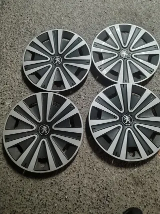 Tapacubos originales Peugeot 15"