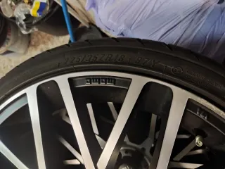 Llantas 18 5x100 con Neumáticos