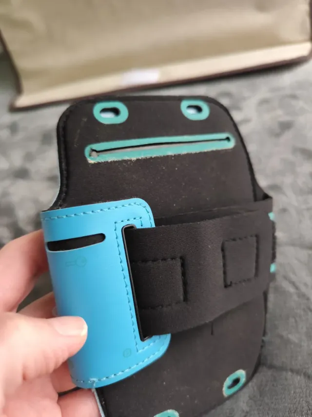 Fodero da braccio per smartphone