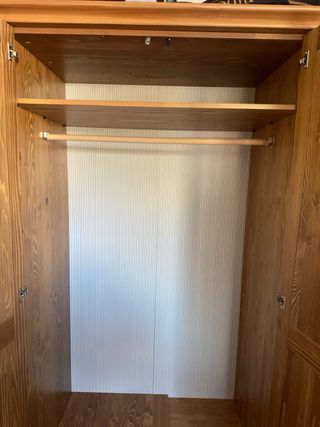 Guardaroba in legno a 3 ante