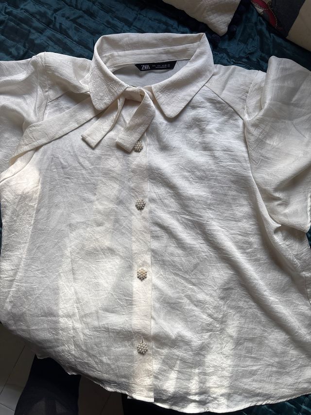 Camisa Zara Beige/Blanca con Lazada