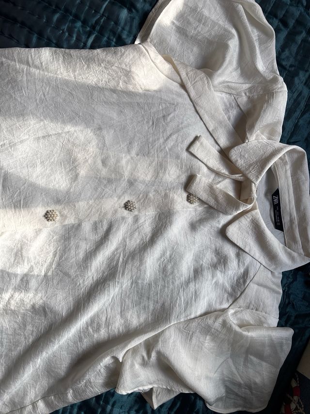 Camisa Zara Beige/Blanca con Lazada