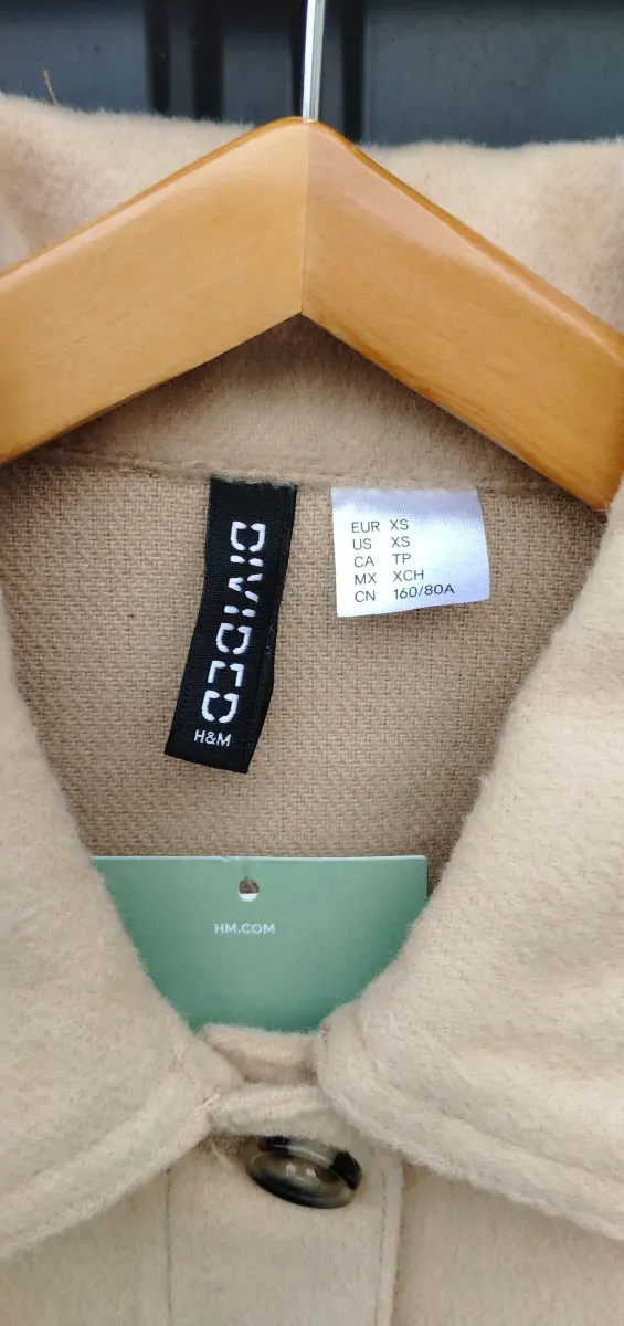 Sobre camisa Beige Talla XS