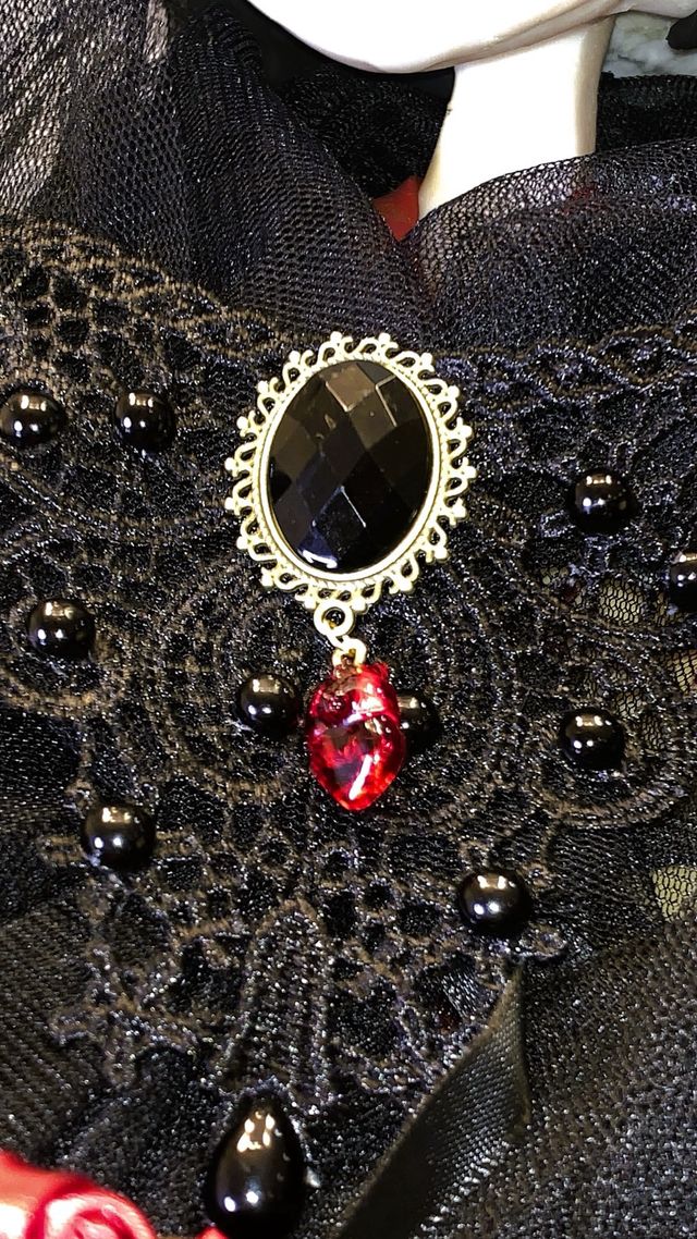 Choker gótico Dark Heart Elegance corazón rojo Ed.