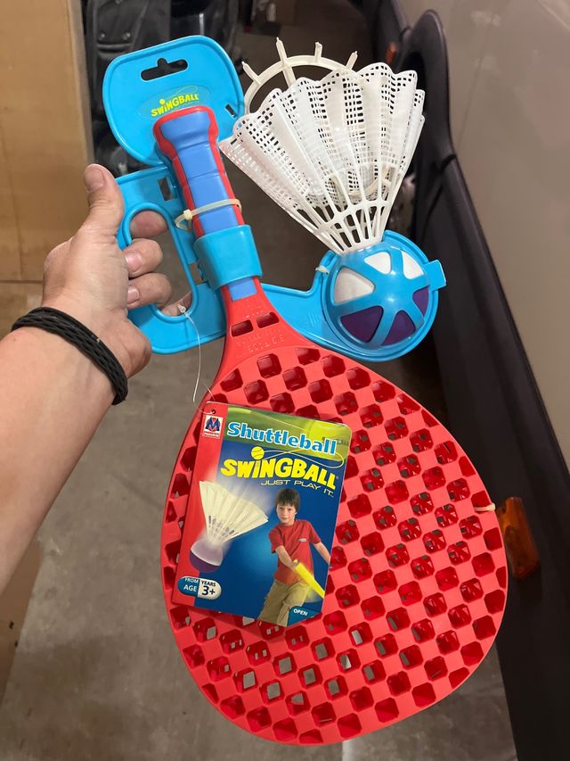 Juego Swingball con bádminton