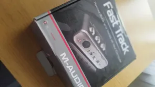 M-Audio Fast Track Interfaz Audio PC/Mac Guitarra
