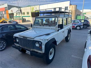 Land Rover Defender 2002