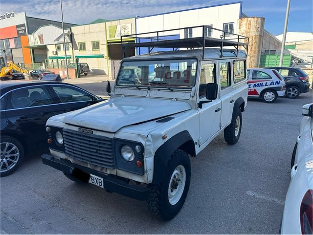 Land Rover Defender 2002