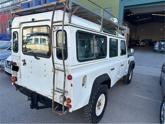Land Rover Defender 2002