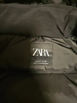 Chaqueta niño impermeable Zara T6-7