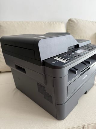 Impresora láser Brother 4 funciones (WiFi) L2710DW
