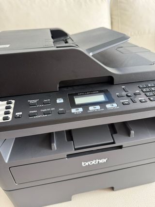 Impresora láser Brother 4 funciones (WiFi) L2710DW