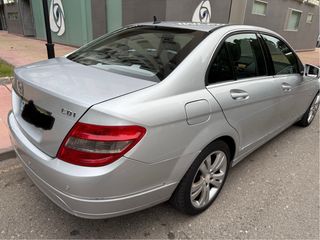 Mercedes-Benz Clase C 2011