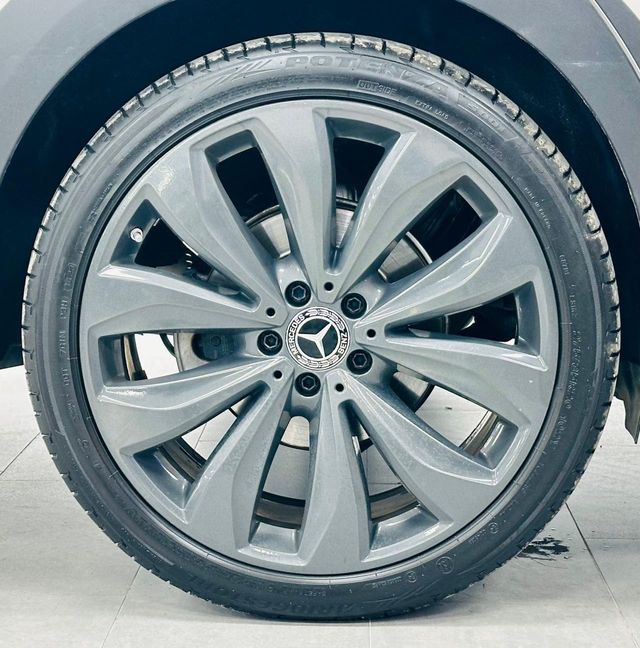 MERCEDES-BENZ Clase E E 220 d 4MATIC AllTerrain Estate