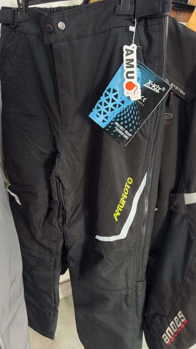Pantalones de moto