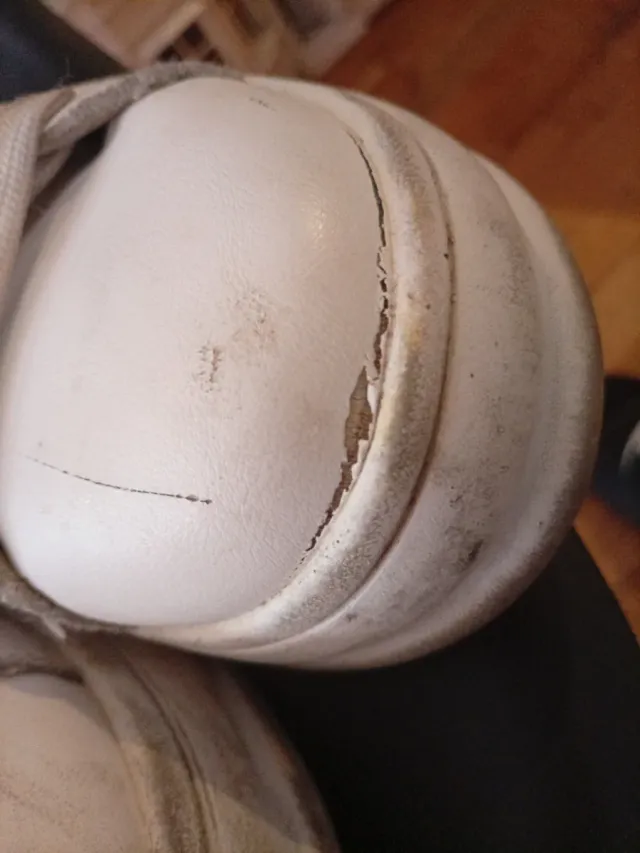 Zapatillas Zara blancas estilo rapero