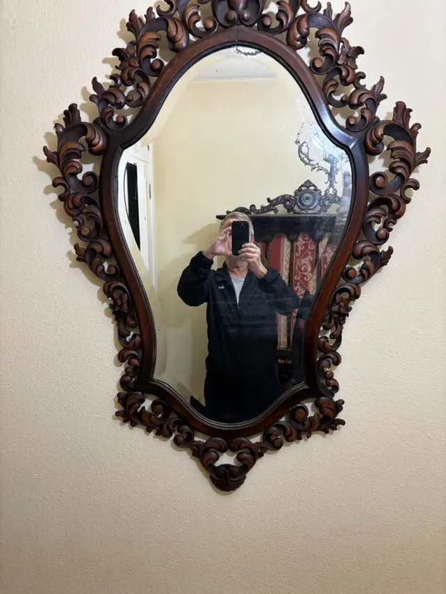 Espejo Cornucopia Madera Tallada Oscuro