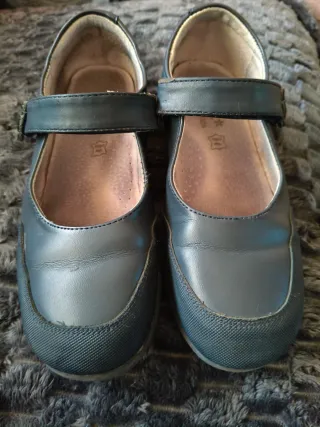Zapato niña azul talla 34