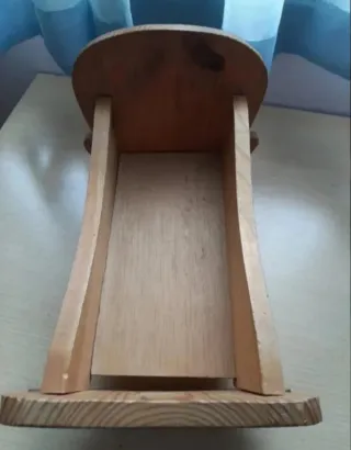 Cuna-balancín muñecos