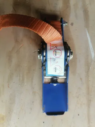 Cinchas de amarre con trinquete