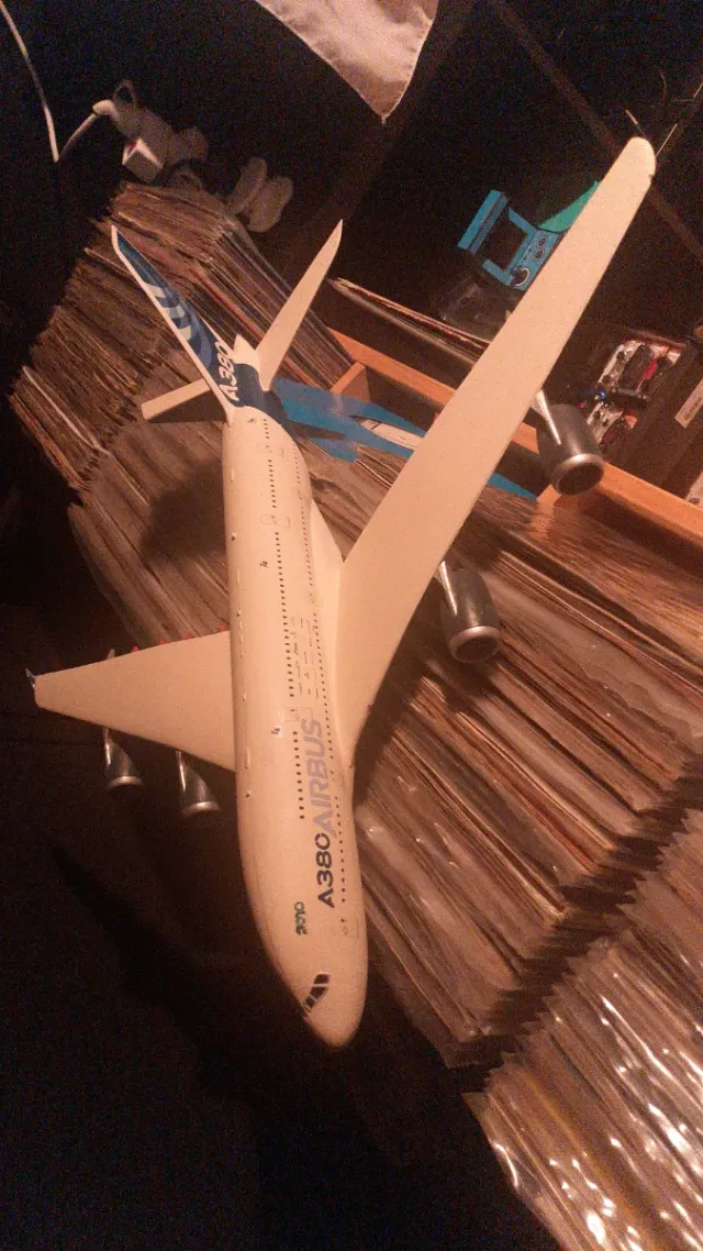 Maqueta Airbus A380 Escala