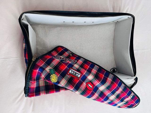 Maleta de mano vintage cuadros