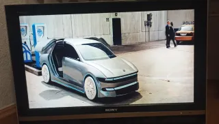 Televisión Sony 32 Negra y Plateada