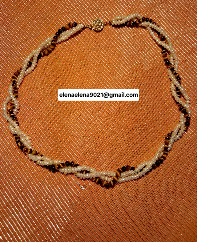 Collar de perlas y ojo de tigre