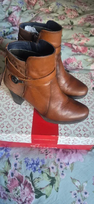 Botines Dorking Marrones Talla 36