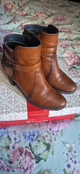 Botines Dorking Marrones Talla 36