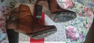 Botines Dorking Marrones Talla 36